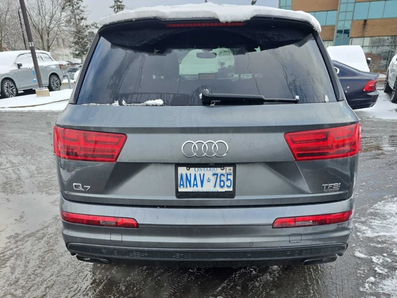 Audi Q7 * 3.0T Technik * CARFAX * БЕЗ ПЪРВОНАЧАЛНА ВНОСКА, снимка 4 - Автомобили и джипове - 52633486