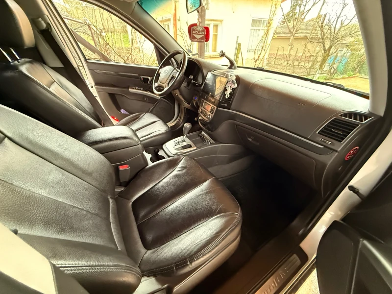 Hyundai Santa fe 2.2CRDI, снимка 12 - Автомобили и джипове - 53292680