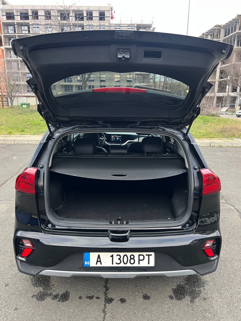 Kia Niro, снимка 6 - Автомобили и джипове - 53479365