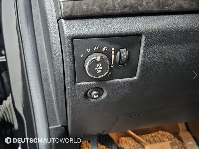 Jeep Cherokee 3.0 Diesel Laredo, снимка 17 - Автомобили и джипове - 53590249