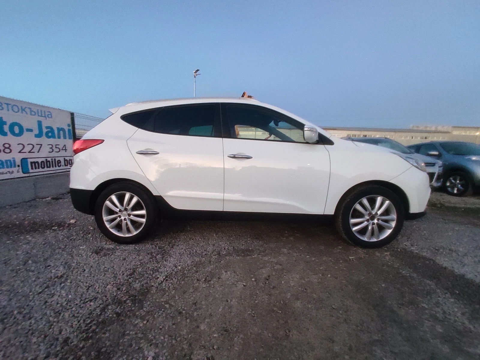 Hyundai IX35 2.0CRDi/4x4/136K.C./KEYLESS  - изображение 6