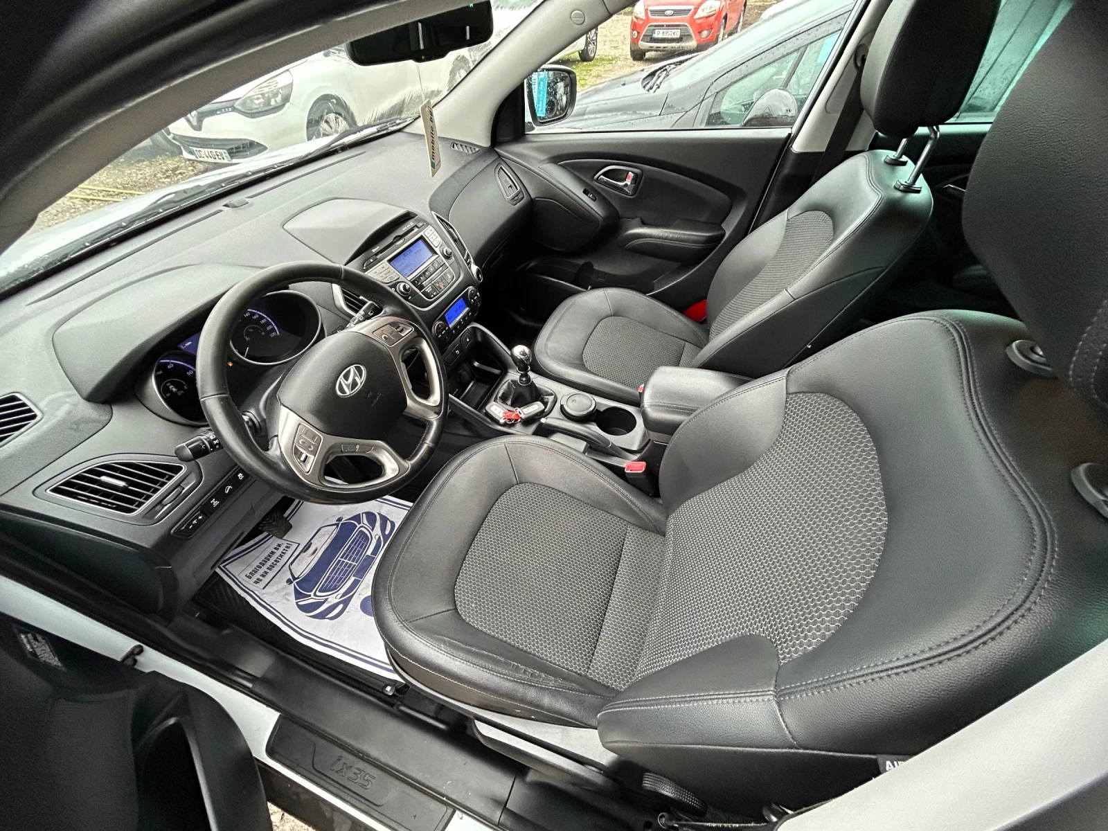 Hyundai IX35 2.0CRDi/4x4/136K.C./KEYLESS  - изображение 9