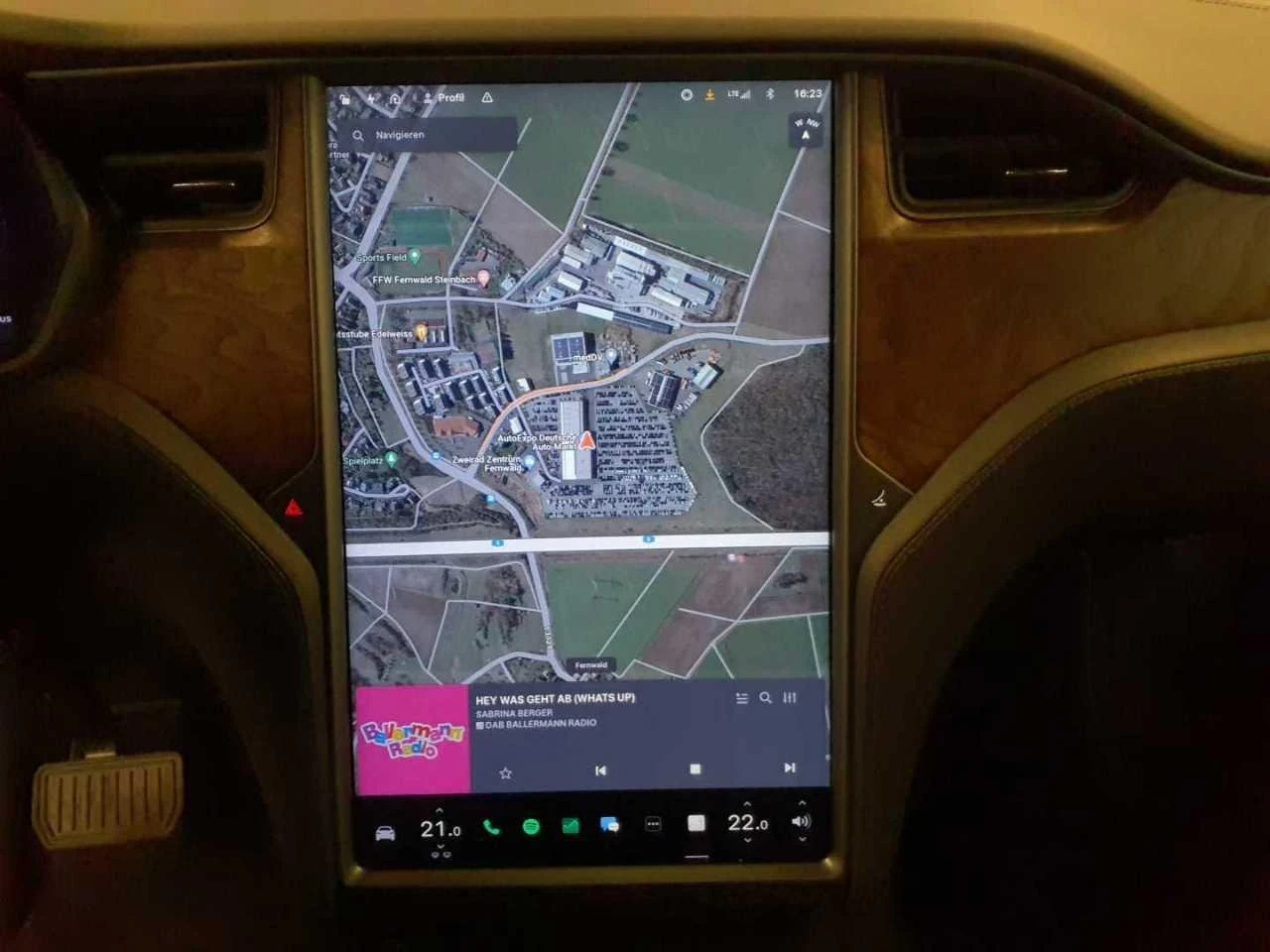 Tesla Model X Dual motor Long range AWD само на 38 000км - изображение 5