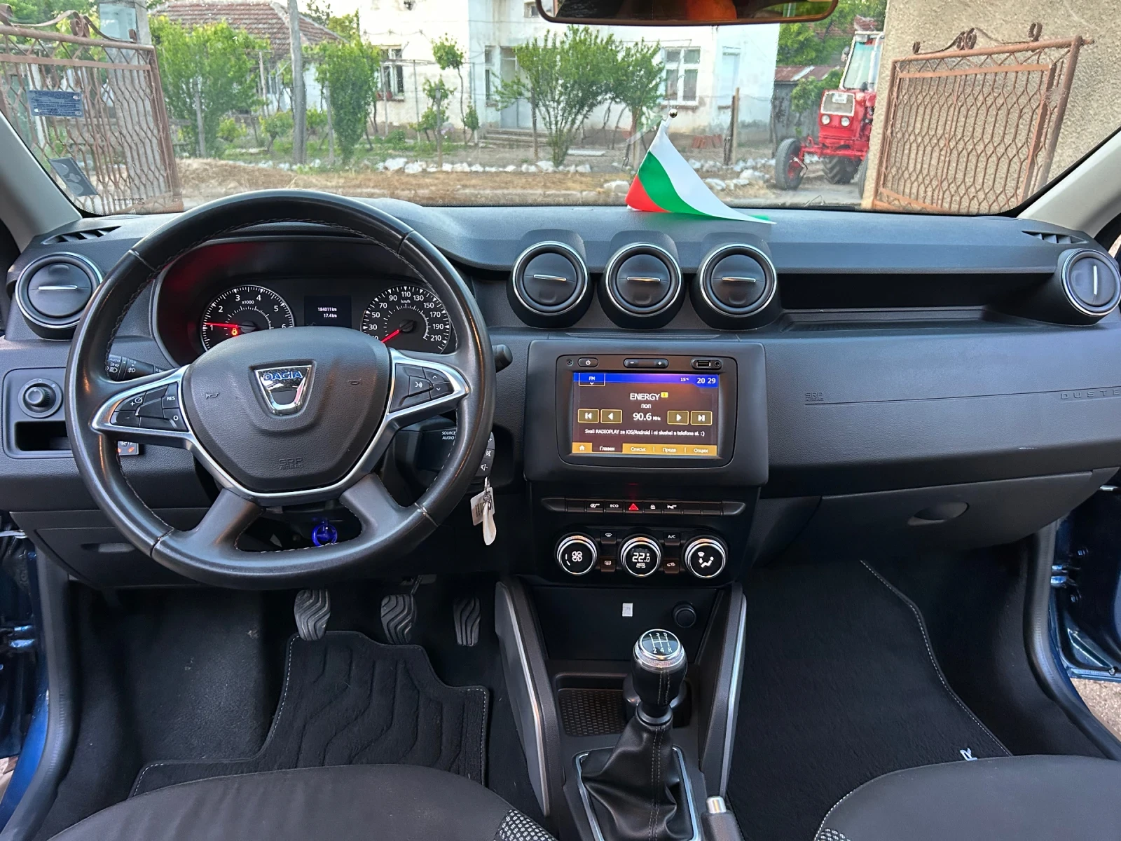 Dacia Duster 1.6 - изображение 8