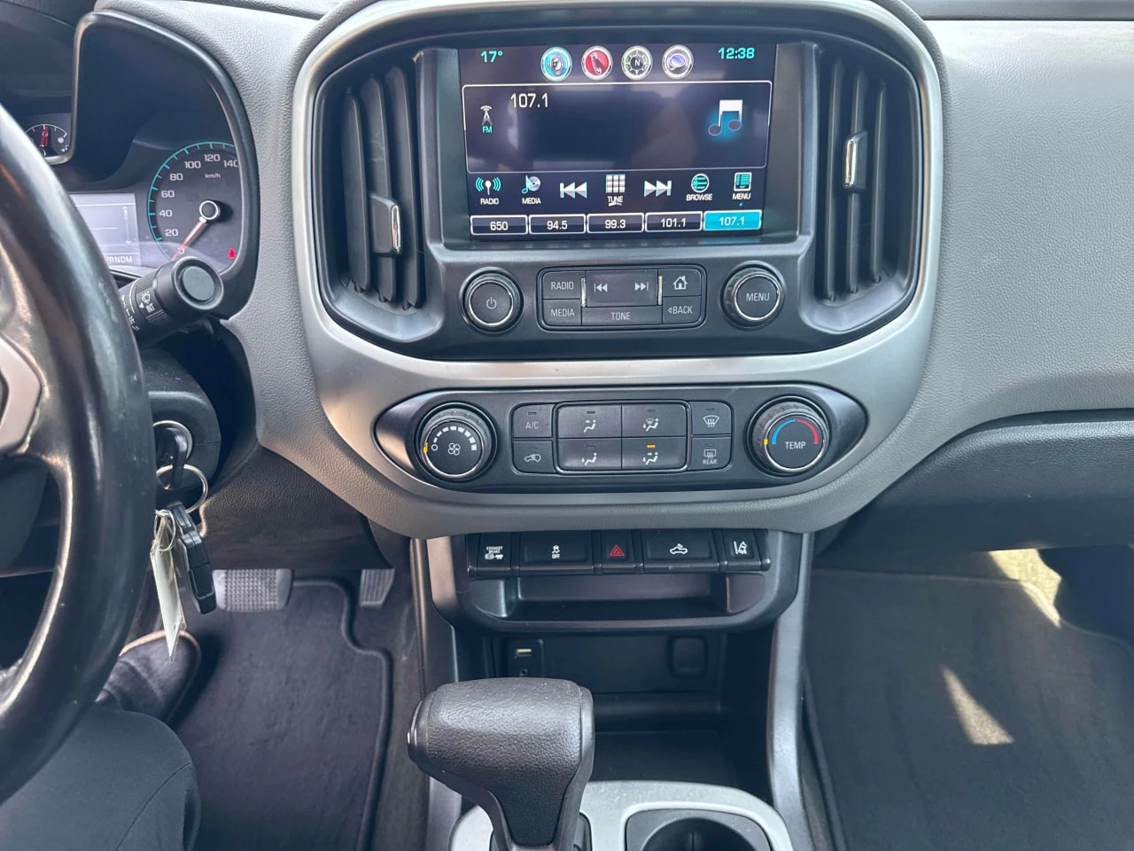 Chevrolet Colorado CARFAX* АВТОФИНАНСИРАНЕ* БЕЗ ПЪРВОНАЧАЛНА ВНОСКА*  - изображение 9