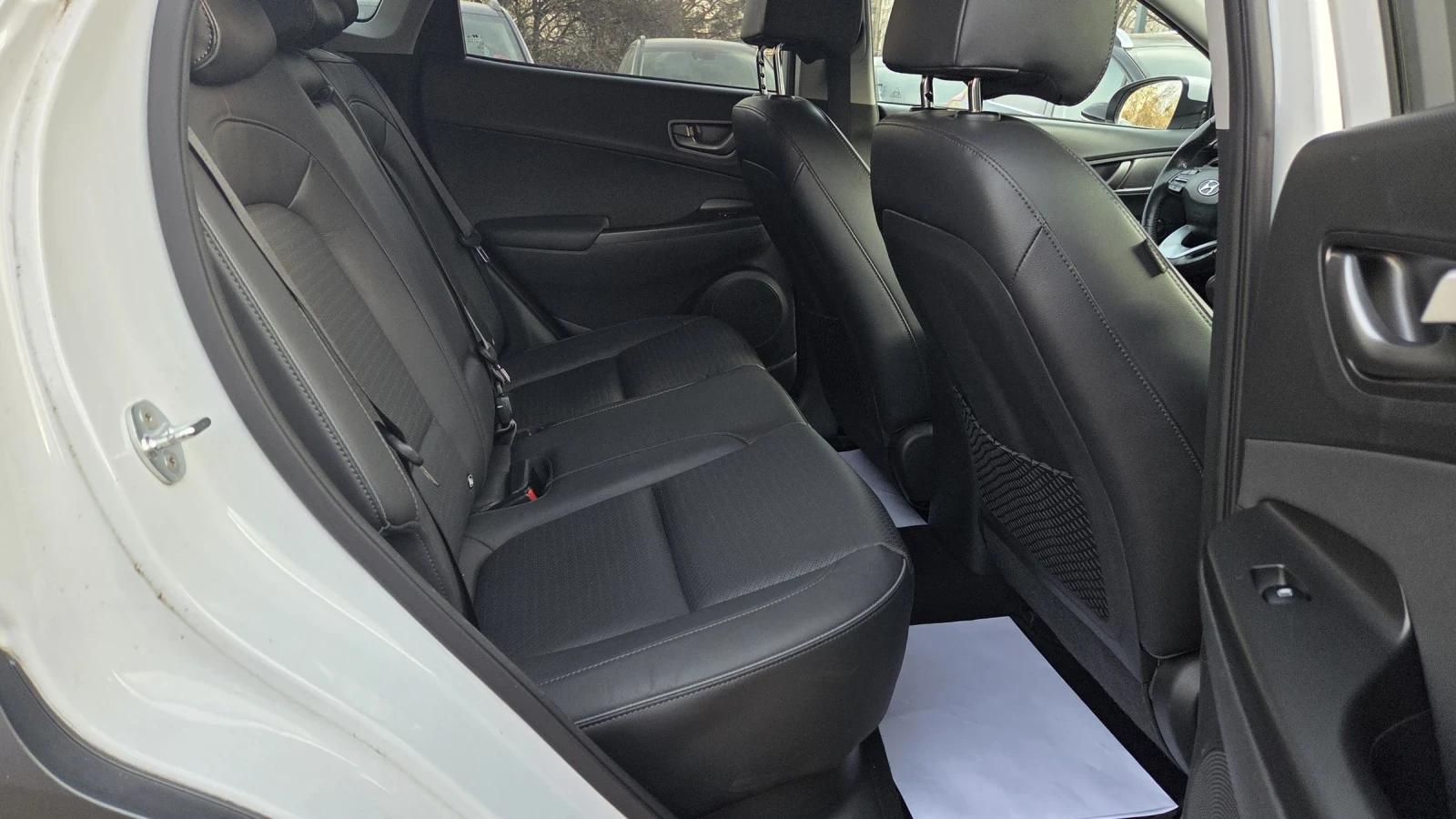 Hyundai Kona 64KW/Premium/SOH100% - изображение 10