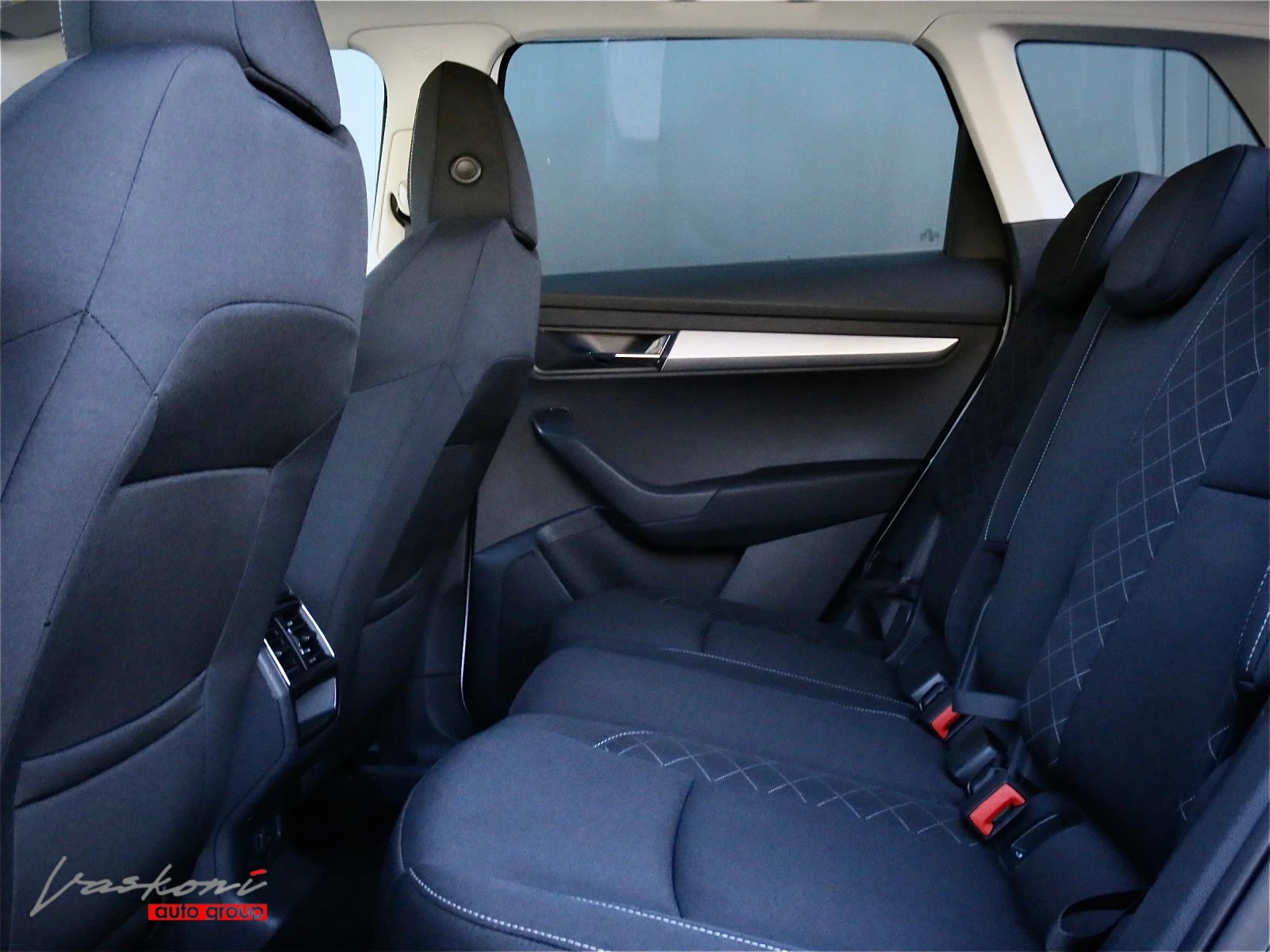 Skoda Karoq 2.0 TDI 4x4 | Mobile.bg � ����������� 14