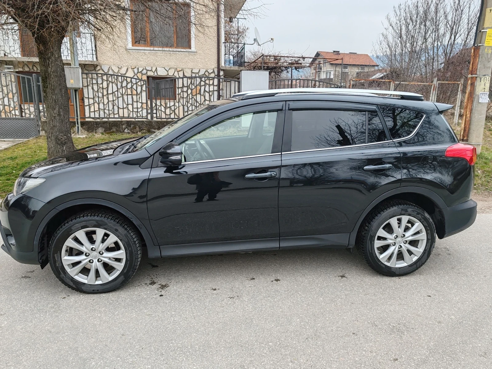 Toyota Rav4 2.2 150к, снимка 4 - Автомобили и джипове - 53923185
