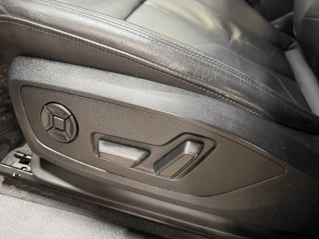 Audi Q3 quattro Komfort 45 TFSI* АвтоКредит* (Цена до БГ) , снимка 15 - Автомобили и джипове - 53938901