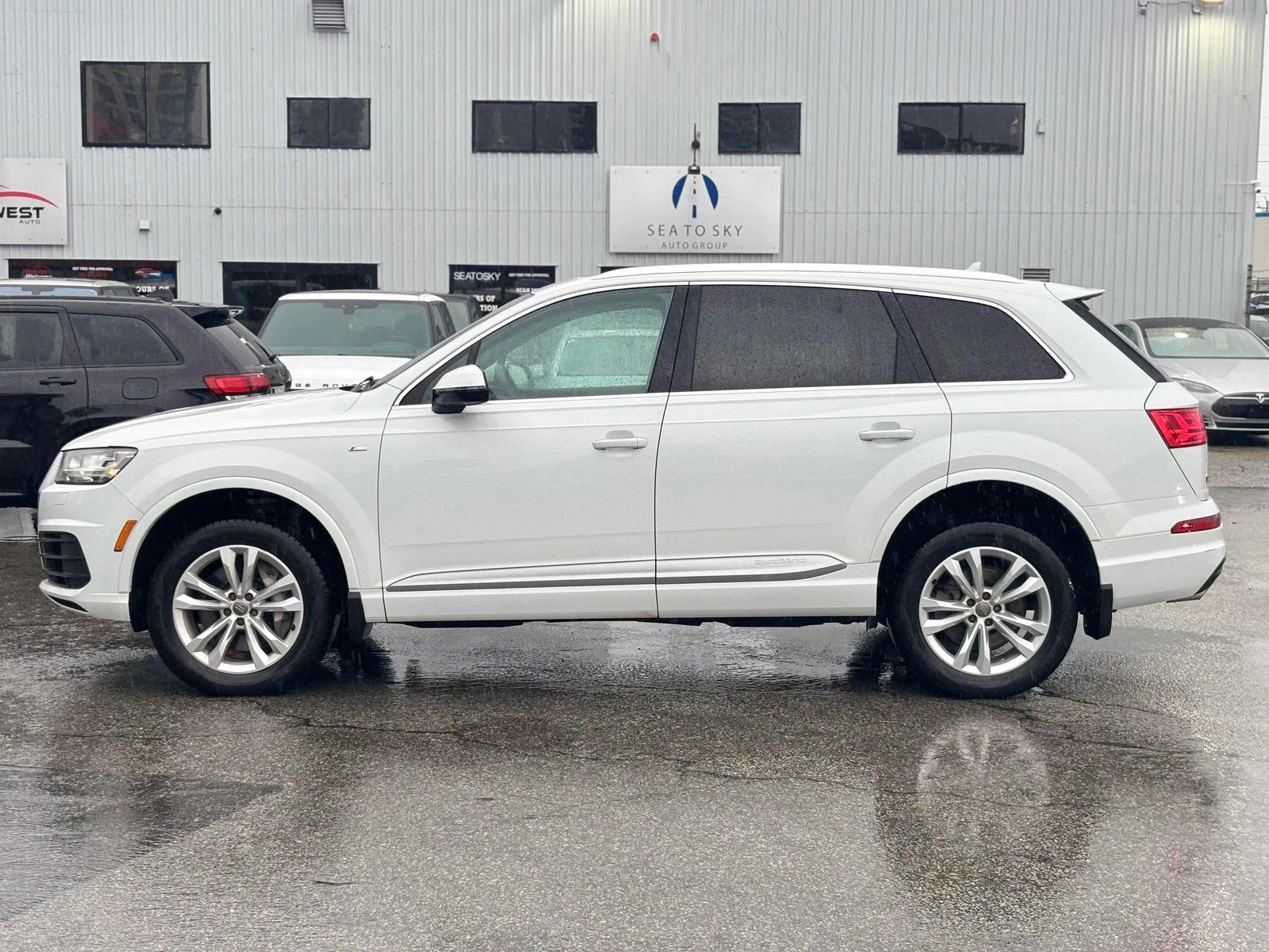 Audi Q7 TECHNIK РЕГИСТРАЦИЯ & ОБСЛУЖВАНЕ, снимка 3 - Автомобили и джипове - 54123805