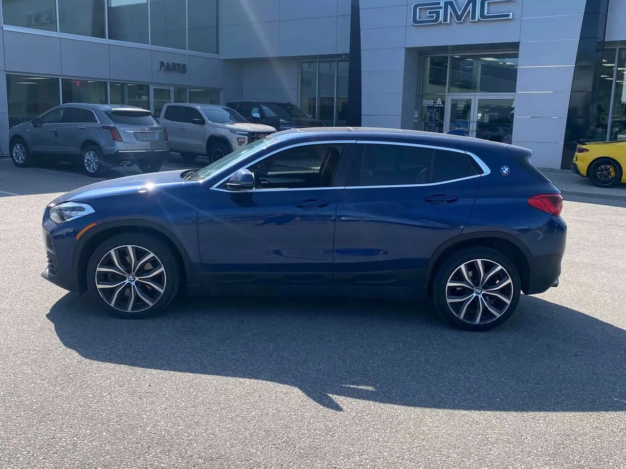 BMW X2 | ПОДГРЕВ | HUD | CARFAX | ПАНОРАМА | , снимка 2 - Автомобили и джипове - 54296994