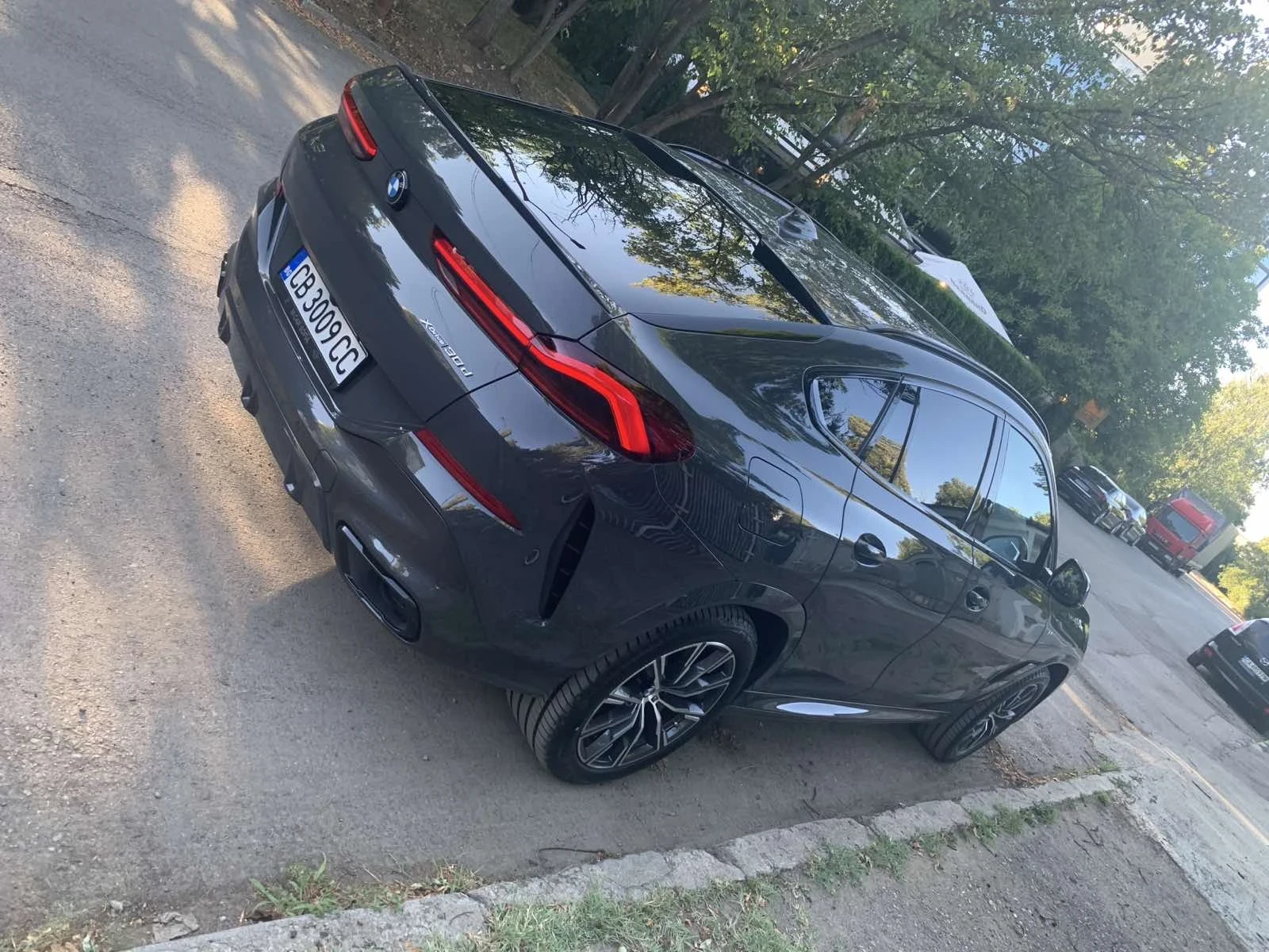 BMW X6, снимка 3 - Автомобили и джипове - 54667644
