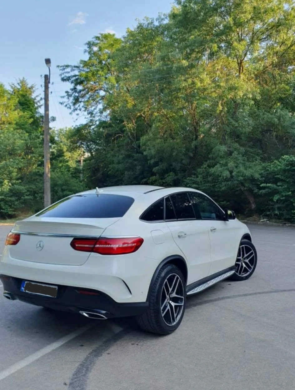 Mercedes-Benz GLE 350, снимка 5 - Автомобили и джипове - 54703240