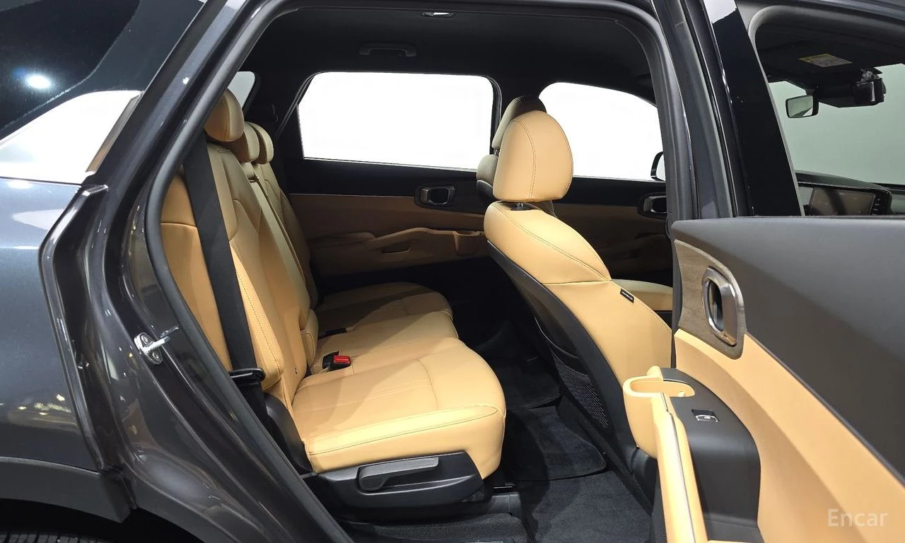 Kia Sorento 2.5T* ПОДГРЕВ* КАМЕРА* LANE* ASSIST* , снимка 13 - Автомобили и джипове - 55775901