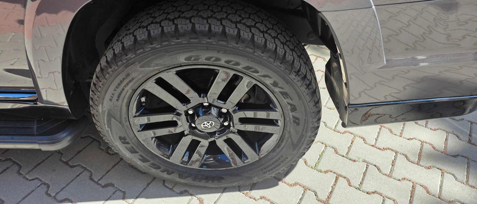 Toyota 4runner Nightshade Special Edition  Limited, снимка 17 - Автомобили и джипове - 56343933