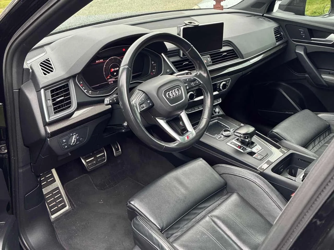 Audi SQ5 Technik  CARFAX, снимка 5 - Автомобили и джипове - 56390623