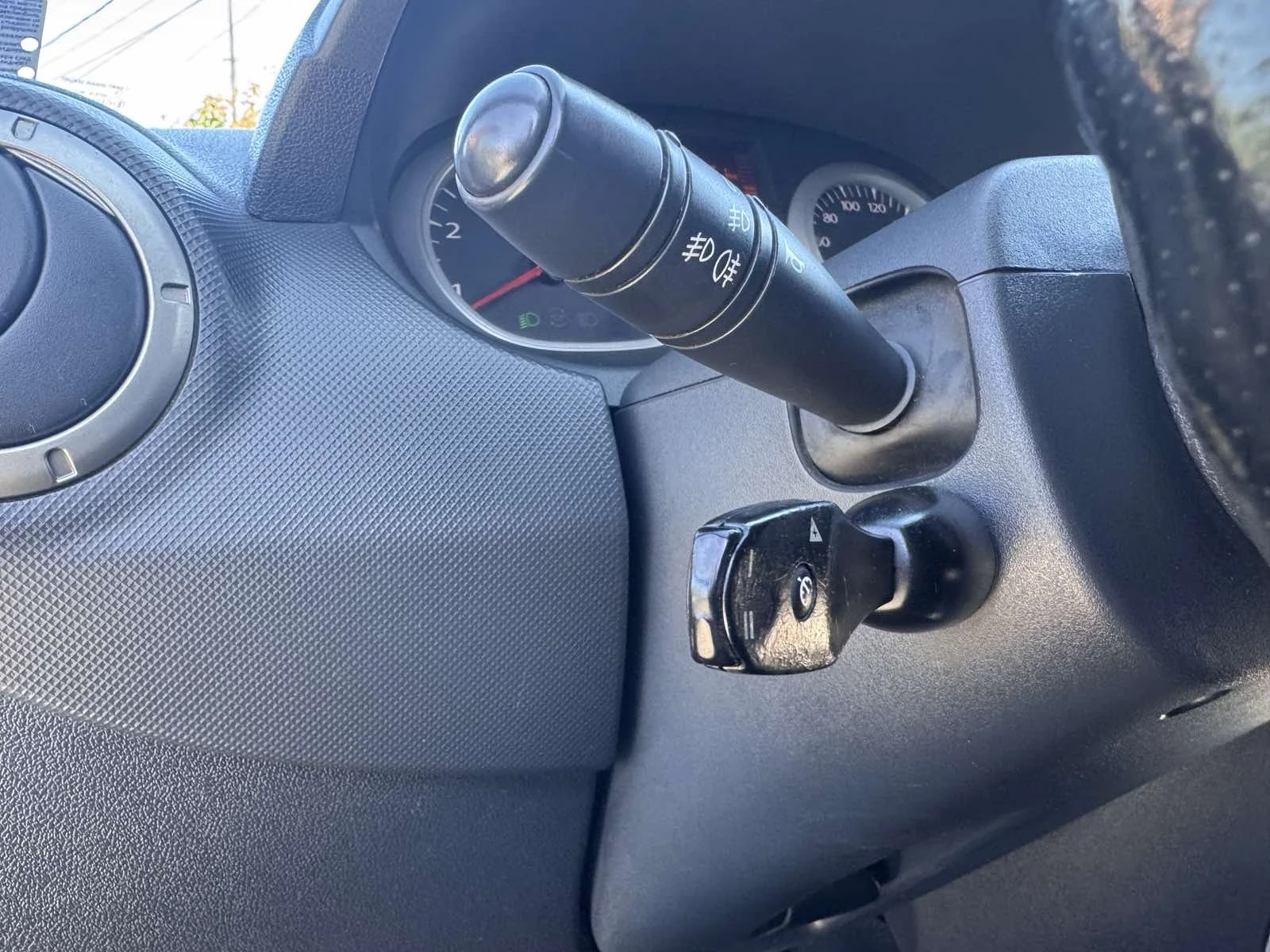 Dacia Duster Dci, снимка 16 - Автомобили и джипове - 56635409