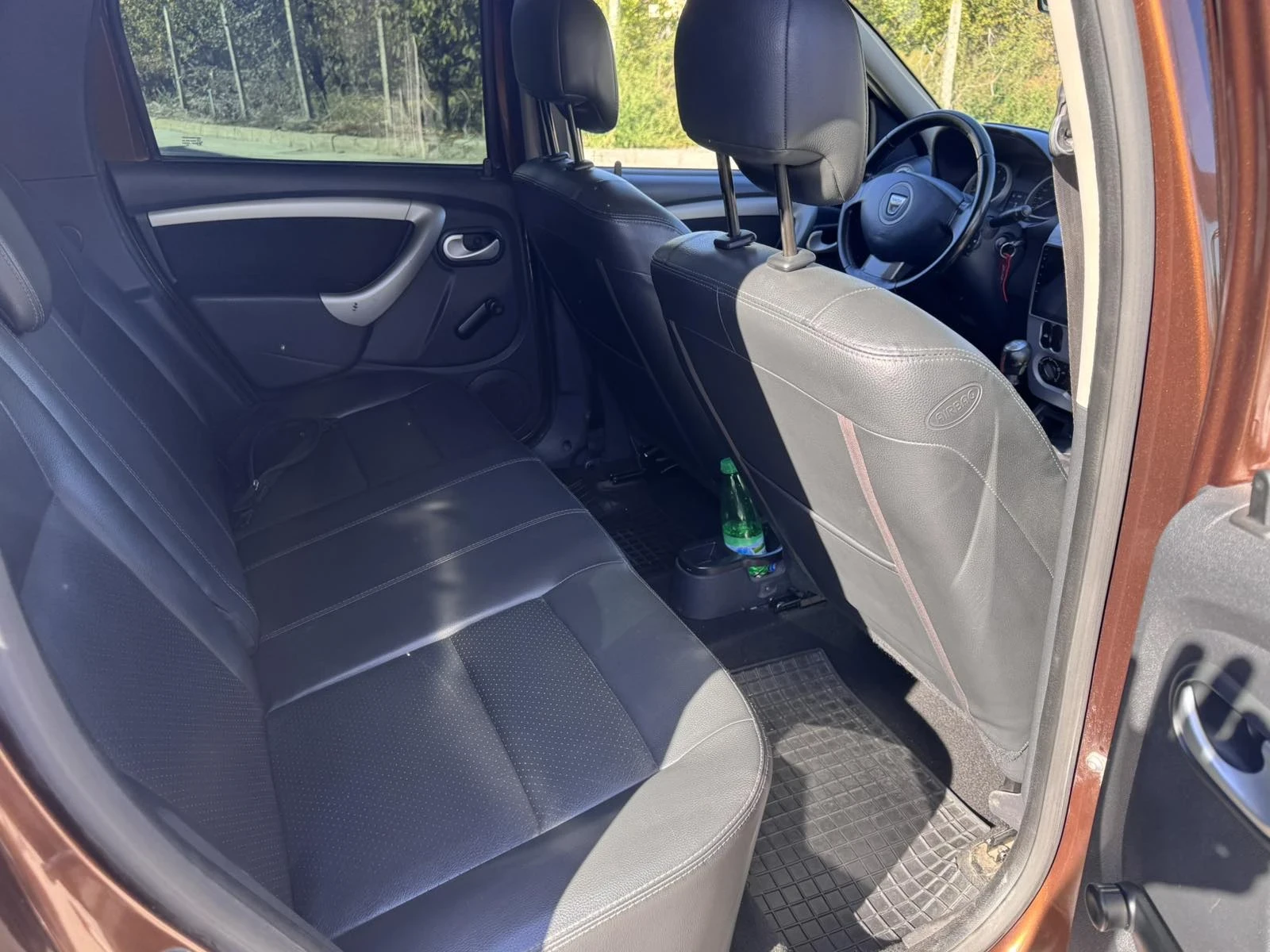 Dacia Duster Dci, снимка 11 - Автомобили и джипове - 56635409
