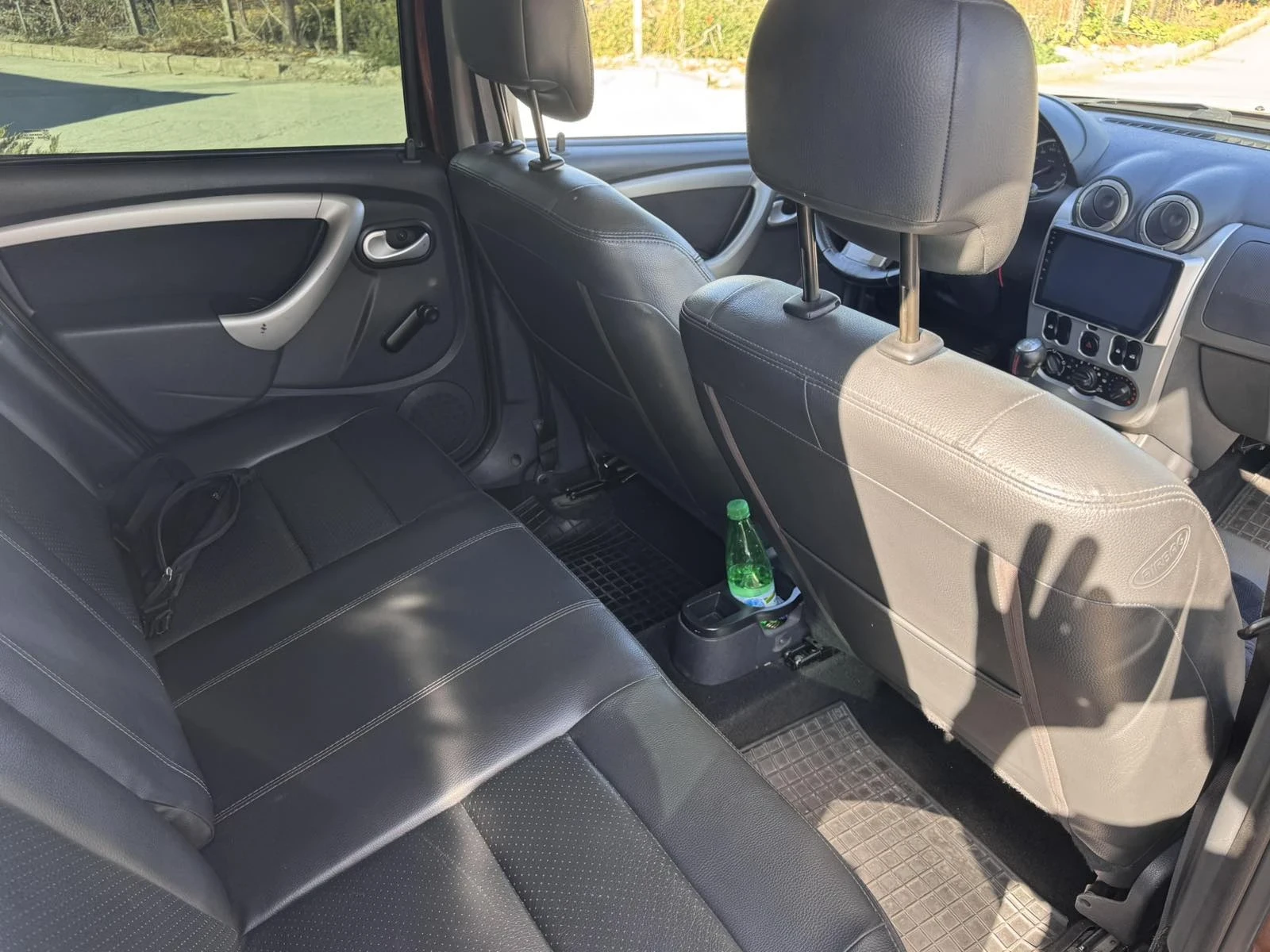 Dacia Duster Dci, снимка 9 - Автомобили и джипове - 56635409
