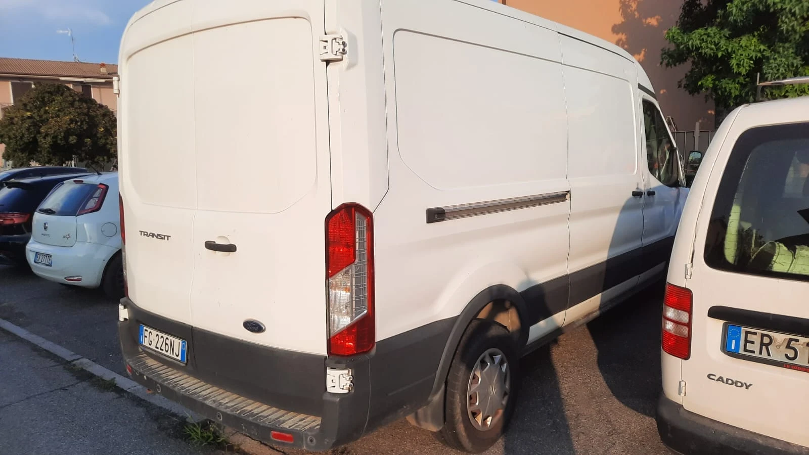 Ford Transit 2.0D Италия - изображение 2