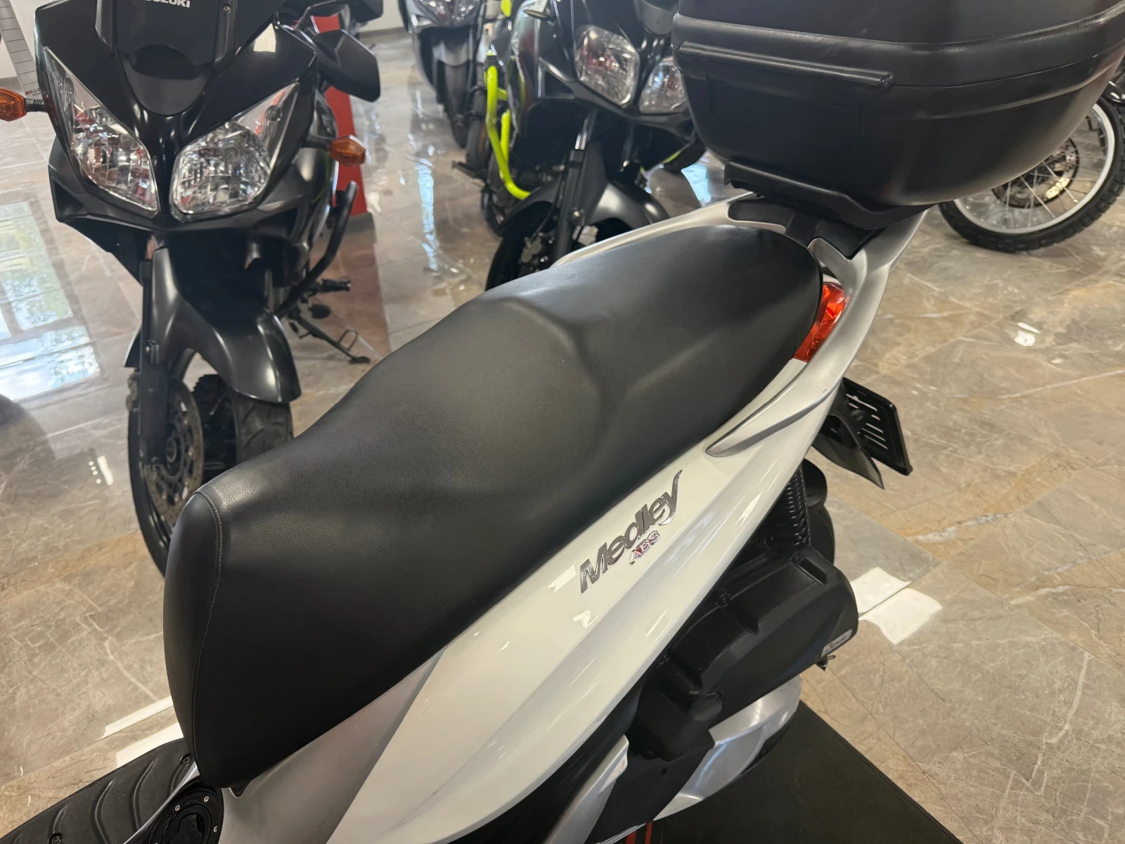 Piaggio Medley 155i ABS - изображение 8