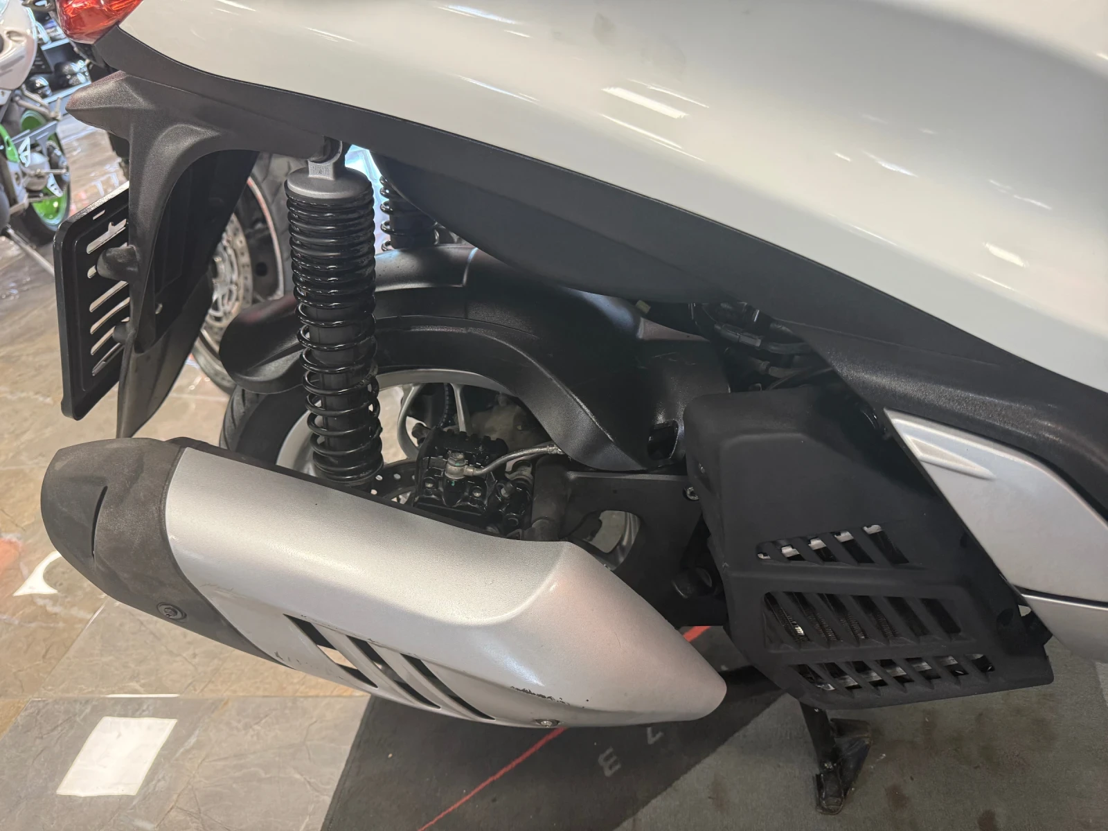 Piaggio Medley 155i ABS - изображение 4