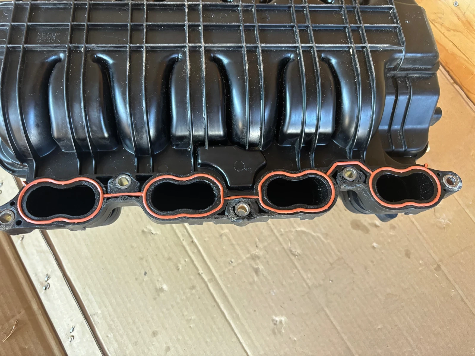 Всмукателен колектор - 5.7L Toyota Tundra 2008-2021 - Sequoia, Land Cruiser, LX570, снимка 14 - Части - 55600100