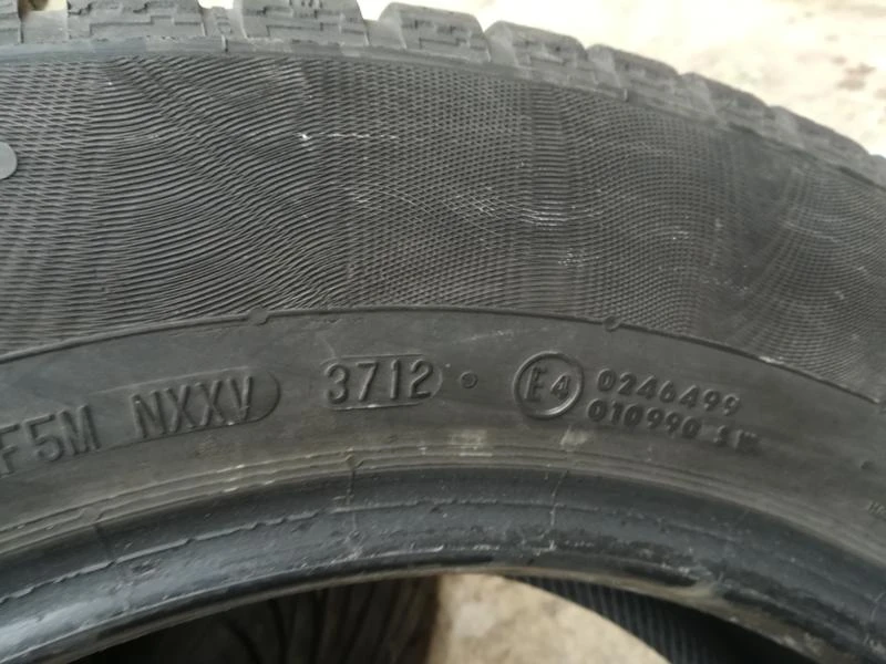 Гуми Зимни 215/60R16, снимка 6 - Гуми и джанти - 20433225