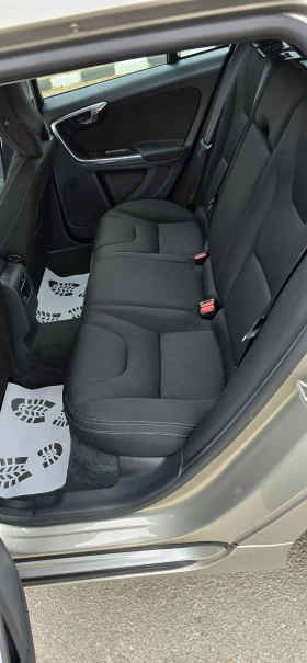 Volvo V60 1.6TD NAVI, снимка 13