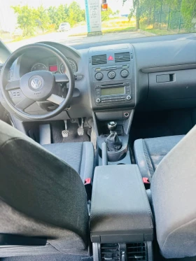 VW Touran Нов внос реални километри нова турбина , снимка 9