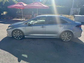 Toyota Corolla 1.8 Hybrid Luxury Plus, снимка 3