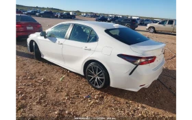 Toyota Camry 2.5L SE * LED * Дистроник, снимка 5