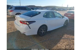 Toyota Camry 2.5L SE * LED * Дистроник, снимка 7