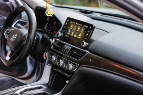 Обява за продажба на Honda Accord Touring 2.0t ~48 500 лв. - изображение 8
