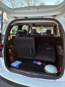 Dacia Lodgy 1.6 Фабрична газ 7 места, снимка 7 - Автомобили и джипове - 53640284