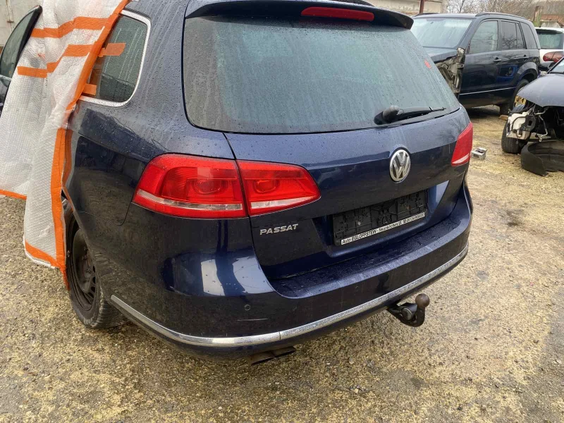 VW Passat, снимка 8 - Автомобили и джипове - 37617757