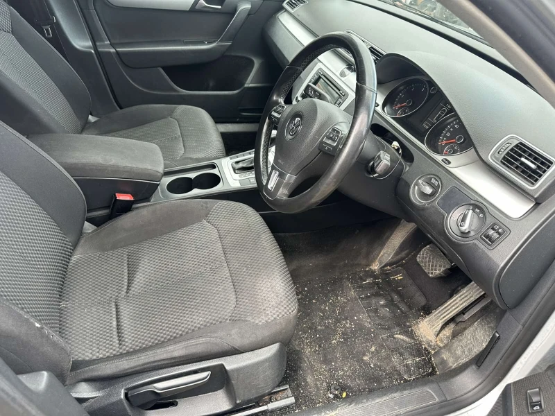 VW Passat, снимка 2 - Автомобили и джипове - 51091540