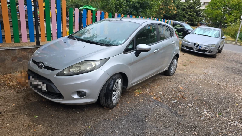 Ford Fiesta, снимка 1 - Автомобили и джипове - 47398208