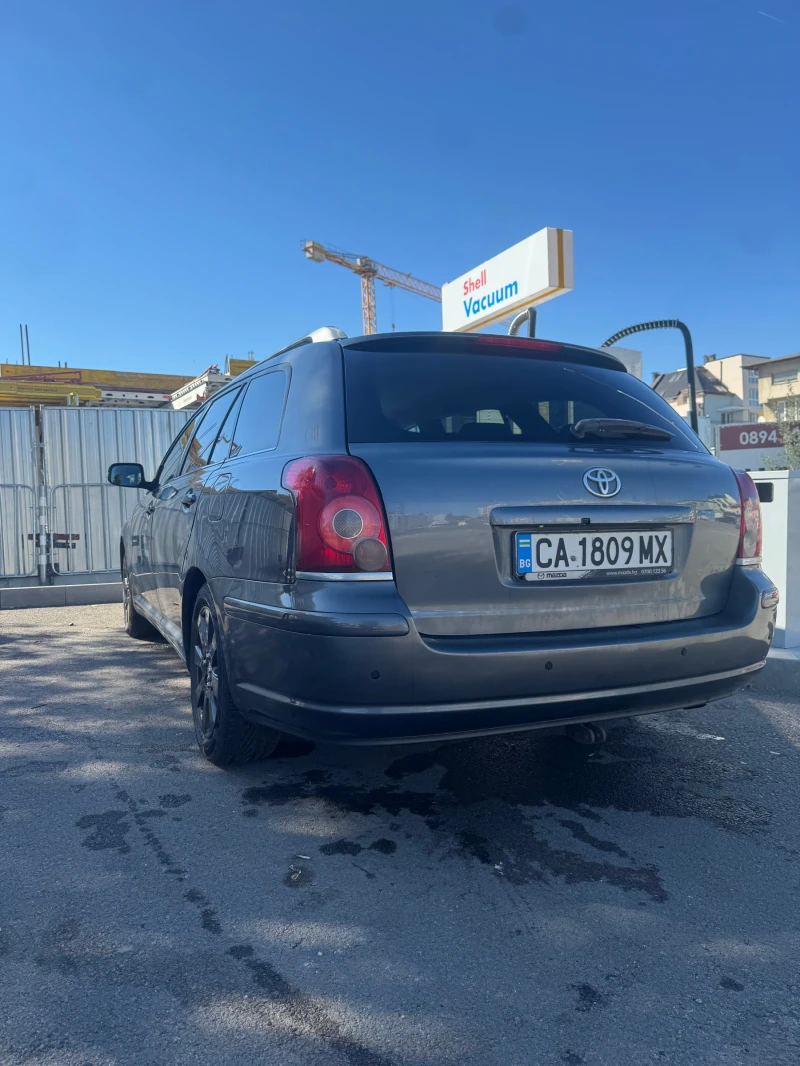 Toyota Avensis, снимка 2 - Автомобили и джипове - 47657650