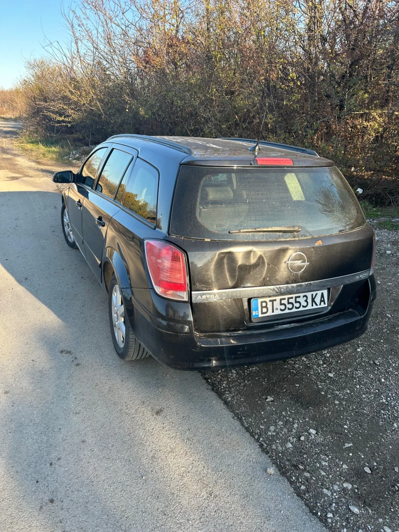 Opel Astra 1, 9, снимка 9 - Автомобили и джипове - 48003030