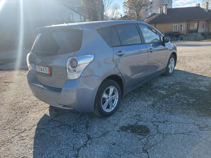 Toyota Verso 2.0* D4D126ks PANORAMA , снимка 3 - Автомобили и джипове - 48549008