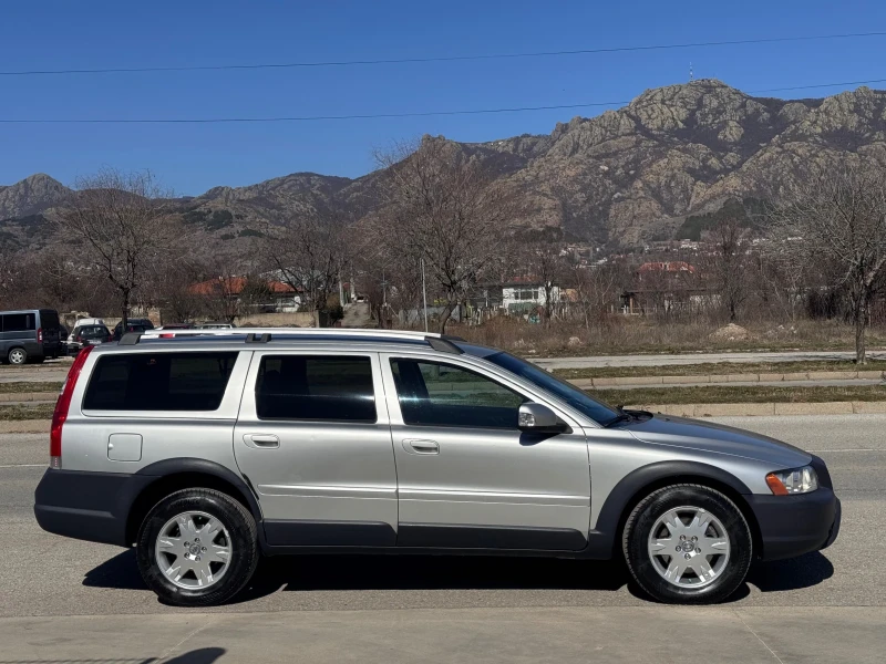 Volvo Xc70 2.4D5 AWD 185кс Cross Country* ПЕРФЕКТЕН, снимка 6 - Автомобили и джипове - 49530994