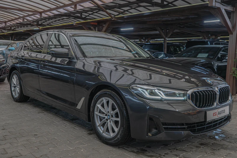 BMW 530 G30/xDrive/Virtual/Камера/Шибедах/Sport/HuD, снимка 2 - Автомобили и джипове - 49717176