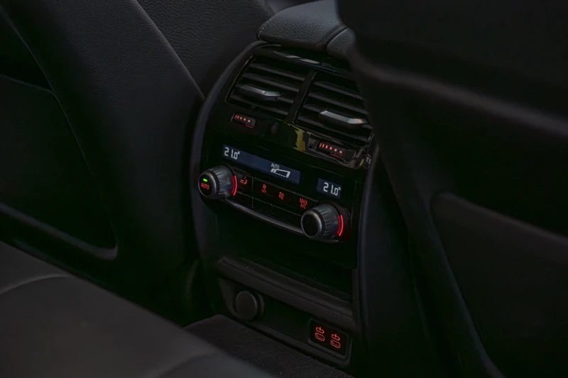 BMW 530 G30/xDrive/Virtual/Камера/Шибедах/Sport/HuD, снимка 9 - Автомобили и джипове - 49717176