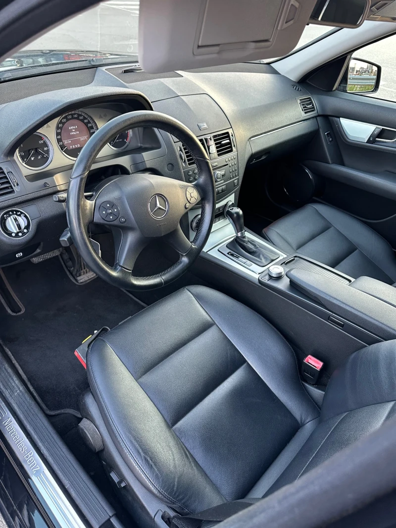 Mercedes-Benz C 220 ОМ646 ТОП състояние, снимка 8 - Автомобили и джипове - 52889304