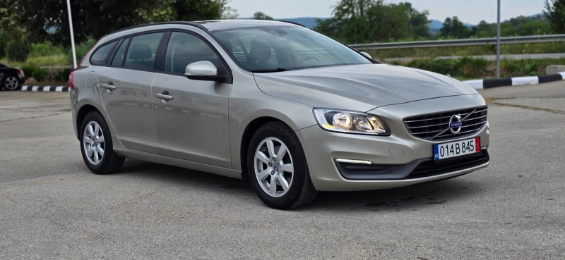 Volvo V60 1.6TD NAVI, снимка 5 - Автомобили и джипове - 51054582