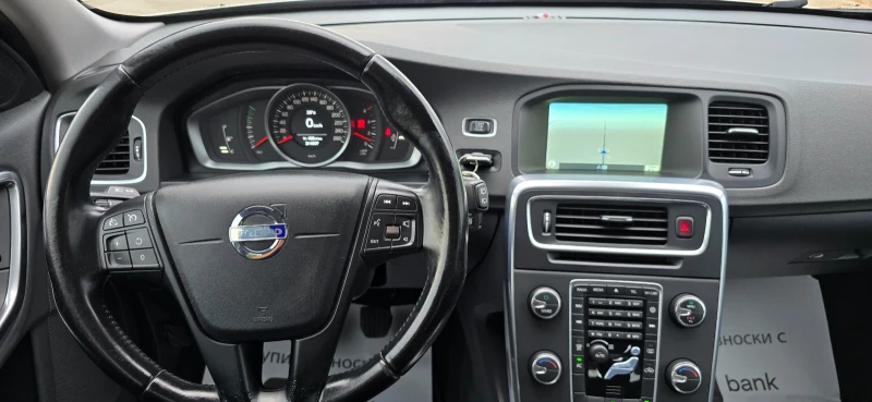 Volvo V60 1.6TD NAVI, снимка 8 - Автомобили и джипове - 51054582