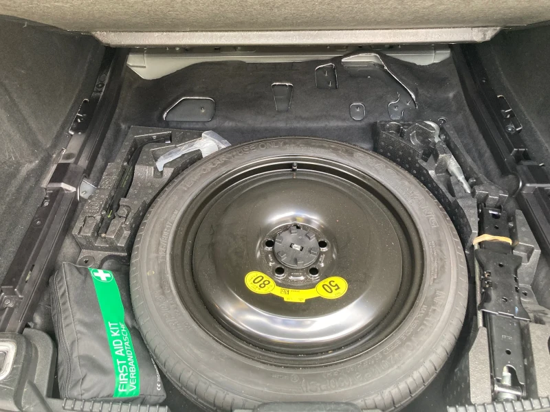 Volvo V60 2.0 AVTOMAT DIGITAL, снимка 14 - Автомобили и джипове - 52310798