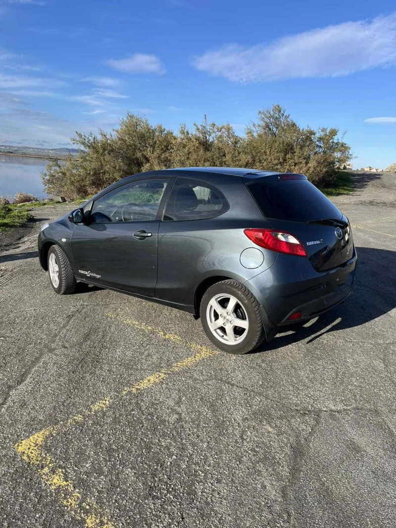 Mazda 2, снимка 4 - Автомобили и джипове - 53156760
