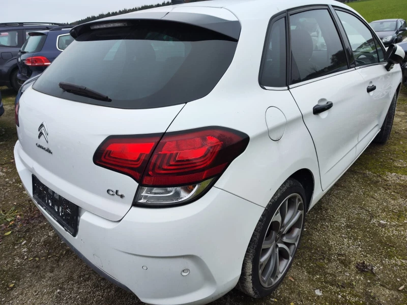 Citroen C4 1.2i, снимка 12 - Автомобили и джипове - 52692610